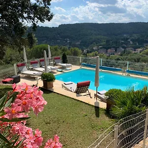 Tivoli En Provence Hébergement de vacances